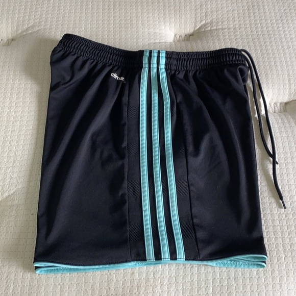 ✅Women Adidas Running Shorts Size S - Picture 2 of 4